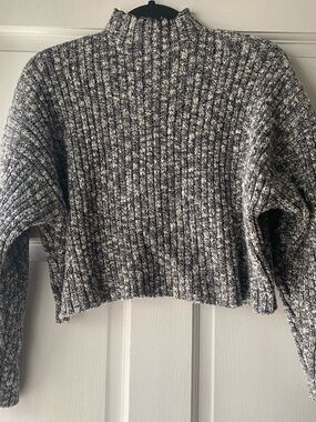 Cropped Ribbed Mock-Neck Sweater - Gray/White Marled